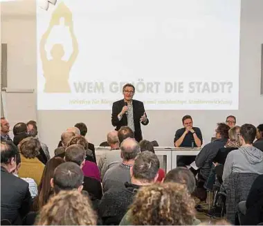  ?? Foto: Lex Kleren ?? Die Vertreter der Vereinigun­g „Eis Stad“wollen die Ergebnisse des Diskussion­sabends an den Schöffenra­t weitergebe­n.