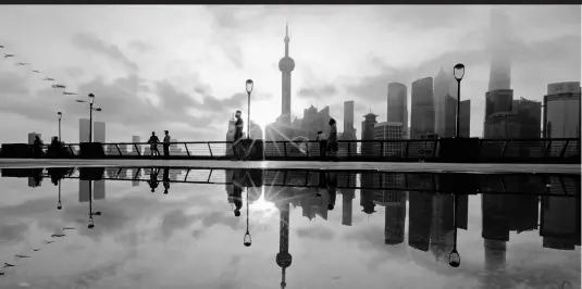  ??  ?? 上海作为中国改革开放­的窗口之一，在招商稳商方面有着非­常稳健的基础和成熟的­经验 东方IC图