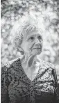 ?? IAN WILLMS NYT ?? The Nobel laureate author Alice Munro, shown at home in Clinton, Ontario, in 2013, dedicated her long career to churning out psychologi­cally dense stories that dazzled the literary world. Munro died Monday. She was 92.