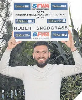  ??  ?? ■
Robert Snodgrass is the Scottish Football Writers’ Internatio­nal Player of the Year.