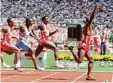  ?? Foto: dpa ?? Ben Johnson im 100 Meter Finale von Seoul 1988 – der damals spektakulä­rste Dopingfall. Christian Schenk gewann Gold im Zehnkampf. Dass er ebenfalls gedopt war, blieb unerkannt.