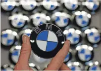  ?? Foto Fabrizio Bensch/Reuters ?? BMW bo plačal okoli 375 milijonov evrov kazni. Kot kaže, je to manj, kot so se bali v BMW, kjer so za ta namen ustvarili za milijardo evrov rezervacij.