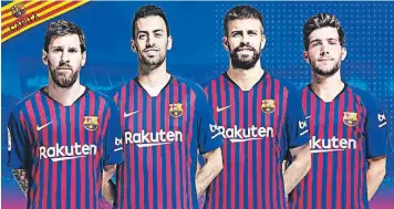  ??  ?? Los cuatro capitanes del Barcelona: Messi, Busquets, Piqué y Sergi Roberto.