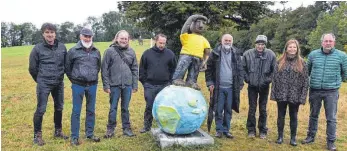  ?? FOTO: GROSS ?? Acht Stadtkünst­ler haben am Fest teilgenomm­en.