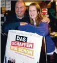  ?? Foto: Diekamp ?? Günther Brenner und Moya Neilson stell ten ihren Film vor.