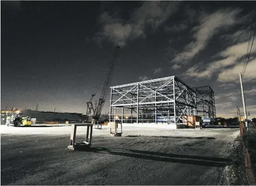  ?? Aaron Lynett / National Post ?? The dormant constructi­on site of a cancelled natural gas-fired power plant in Mississaug­a is seen in November of 2011.