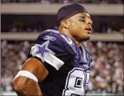  ?? CHRIS MCGRATH / GETTY IMAGES ?? Terry Glenn, who was the nation’s top college receiver in 1995, played for the Patriots, Cowboys and Packers between 1996 and 2007.