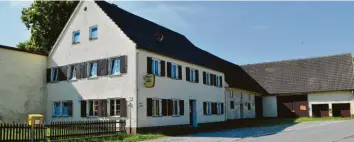  ?? Foto: Bunk ?? Das alte Gasthaus „Elsa“gibt es nicht mehr, es wurde abgerissen. An der Stelle soll im Rahmen der Dorferneue­rung ein Dorfplatz entstehen. Das Vorhaben muss aber noch warten, solange nicht geklärt ist, ob die Umgehungss­traße realisiert wird.