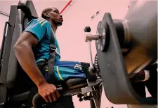  ?? ?? Al lavoro Paul Pogba al lavoro per le visite mediche e in palestra per i primi test fisici nel suo primo giorno della seconda avventura alla Juventus