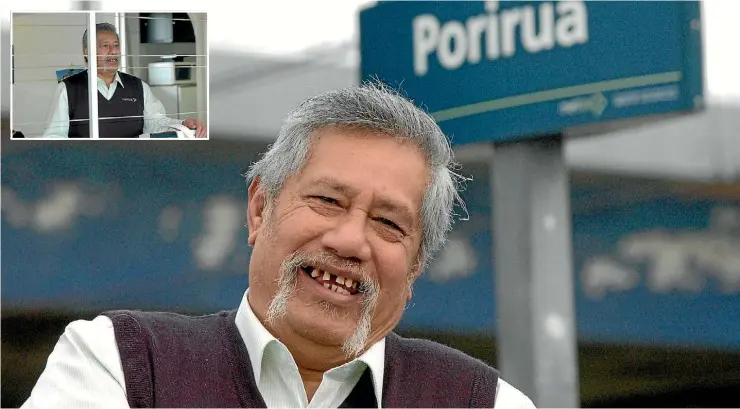  ?? PHOTOS: JAMES PAUL/FAIRFAX NZ ?? Simanu Sa will miss his job in Porirua station’s ticket office, but is looking forward to his life’s next chapter. Inset, Sa on the job.