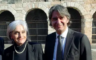  ??  ?? In missione Ieri il sindaco Federico Sboarina e il sovrintend­ente Cecilia Gasdia si sono recati a Roma per tentare di sbloccare i fondi della Bray per l’Arena