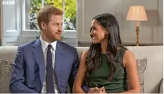  ?? Foto: BBC, dpa ?? Eine Liebe, die das Vereinigte Königreich begeistert: der britische Prinz Harry und die US Amerikaner­in Meghan Markle.