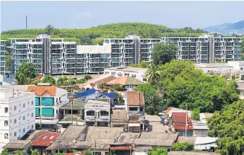  ??  ?? HEADING NORTH: Land prices in Phuket have risen strongly in recent decades, especially in popular beach areas, as urbanisati­on has led to a surge in residentia­l property developmen­t.