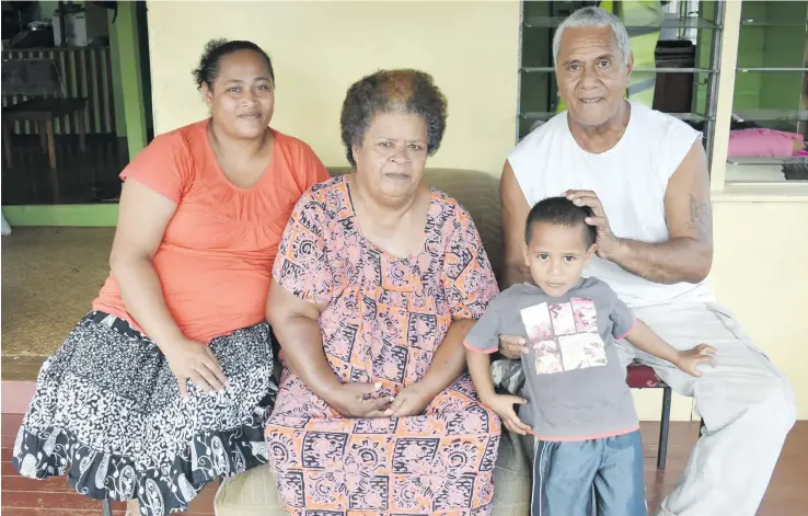  ?? Photo: Akafa Kaumaitoto­ya ?? Breast Cancer survivor Sera Varea (second from left), with her family at Naseakula in Labasa on October 17,2017.