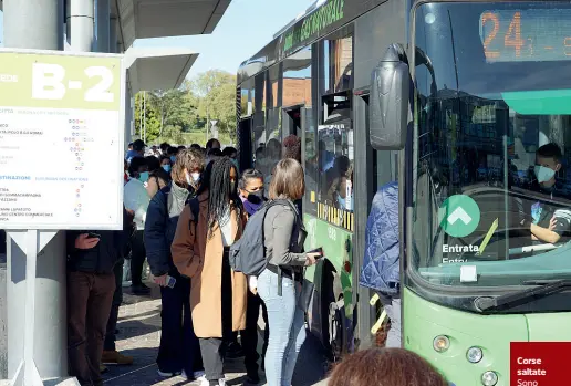  ?? ?? Corse saltate Sono centinaia in tutte le province le corse saltate dalle aziende di trasporto pubblico a causa delle defezioni degli autisti