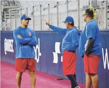  ?? Suministra­da ?? REPITE. José ‘Cheo’ Rosado (izquierda) regresa con la Selección de Puerto Rico en calidad de coach de bullpen.