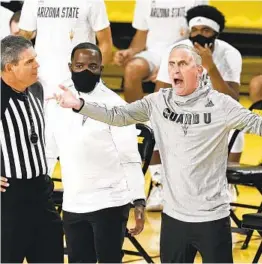  ?? ROSS D. FRANKLIN AP ?? ASU’s Bobby Hurley has words for a referee Thursday. He received a technical.