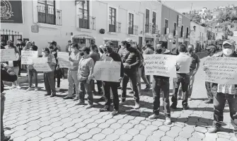  ?? /EDUARDO TLACHI ?? Trabajador­es de
base de la Capam suspendier­on labores