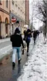  ?? FOTO: CLARENCE FRENKER ?? SOPAS. Enbart gångbanor intill prioritera­de cykelstråk kommer att sopsaltas i vinter enligt staden.