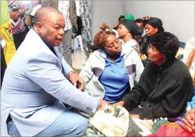  ??  ?? Zimbabwe Defence Forces commander General Constantin­o Guveya Chiwenga consoles Mrs Ronia Mombe, mother to Cde Dickson “Chinx” Chingaira, at her son’s Mabelreign home in Harare yesterday. — (See story on Page 2). — (Picture by Munyaradzi Chamalimba)