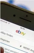  ?? Foto: dpa ?? Ebay klagt, Amazon soll illegal Verkäufer abgeworben haben.