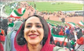  ?? HODA HASHEMI ?? Iranian women were allowed to watch a football match for the first time in 40 years.