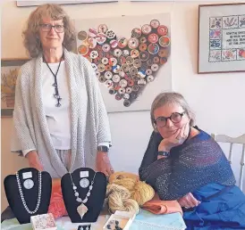  ?? ?? Craft fair Jeanette McGill, left, with her jewellery and Kirsty Bogle with her upcycled products and home-dyed wools
