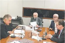  ?? TIAGO PRATA/DIVULGAÇÃO ?? Lopes (esquerda) depôs aos deputados da CPI da Alerj em Brasília