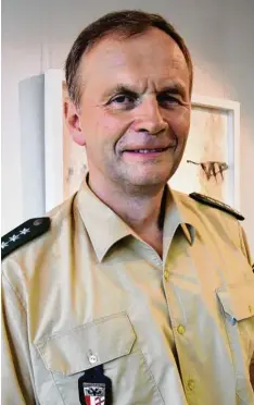  ?? Foto: Siegfried P. Rupprecht ?? Artur Dachs ist der Leiter der Polizeiins­pektion Bobingen.