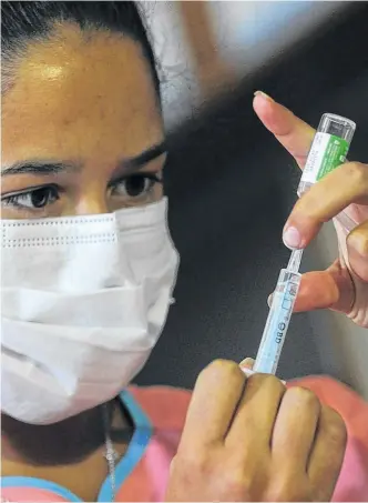  ?? PABLO PRESTI-LA NUEVA. ?? EL ESCENARIO continúa siendo muy propicio para la campaña de vacunación.