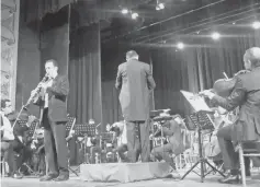  ??  ?? Le concert de l’Orchestre Symphoniqu­e Tunisien dirigé par Hafedh Makni