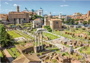  ?? Foto: Vladislav Gajic, Fotolia.com ?? Das Forum Romanum beherbergt archäologi­sche Funde aus den verschiede­nen Epochen. Wer über das Gelände geht, wandert sozusagen durch die Zeit.