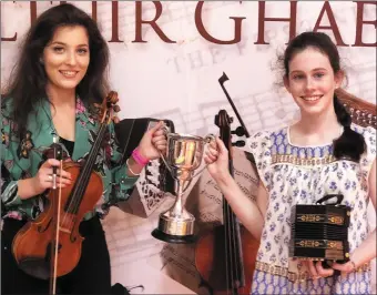  ?? All-Ireland-winning sister act: Caoimhe (left) and Éimear Flannery. ??