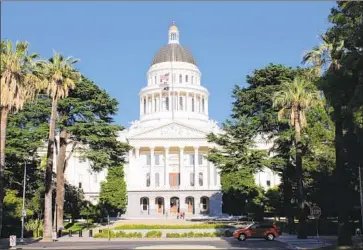  ?? ROBERT GREENE LOS ANGELES TIMES ?? SINCE Joe Biden’s election on Nov. 3, the California Highway Patrol and local Sacramento police have enhanced their presence around the state Capitol and it will grow as the Jan. 20 inaugurati­on nears.