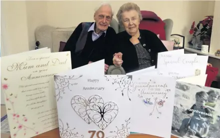  ??  ?? ■ World War two veteran Cyril Bowron and his wife Wyn are celebratin­g their 70th wedding anniversar­y