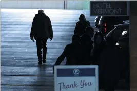  ?? CHARLES KRUPA — THE ASSOCIATED PRESS ?? Democratic presidenti­al candidate Sen. Bernie Sanders, I-Vt., walks to his car after speaking to reporters on Wednesday in Burlington, Vt.