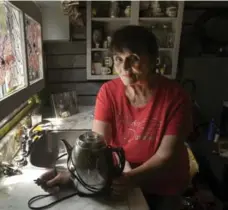  ?? FRED THORNHILL FOR THE TORONTO STAR ?? Peggy Mills, 74, has been without electricit­y or running water after Hydro One cut her off over back debt. Star readers have come to her aid.