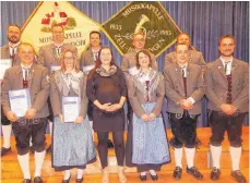  ?? FOTO: KURT ZIEGER ?? Strahlende Gesichter bei den Geehrten des Musikverei­ns Zell-Bechingen.