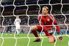  ?? Foto: Reuters ?? „Nevidím to černě“Německý brankář Manuel Neuer dostal od Francie dva góly, ale i po další prohře vnímá budoucnost pozitivně.