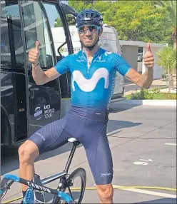  ??  ?? OPTIMISTA. Alejandro Valverde, siempre sonriente con una bicicleta.