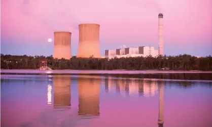  ?? Photograph: Auscape/Universal Images Group/Getty Images ?? Stanwell’s Tarong power station in Queensland. The company commission­ed a consultant to look at how it could transition to renewables 18 months ago.