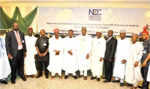  ?? Photo Sani Maikatanga ?? Kano State Deputy Governor, Prof. Hafizu Abubakar (middle) with senior staff of Nigerian Communicat­ions Commission, at a workshop on awareness and sensitizat­ion on electromag­netic field exposure in the north-east and north-west regions, in Kano...