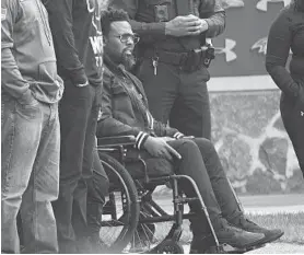  ?? KEVIN RICHARDSON/BALTIMORE SUN ?? Baltimore police Sgt. Isaac Carrington attended Ravens practice Wednesday. In August, the 22-year veteran of the BPD was off-duty when he was shot by a masked man.