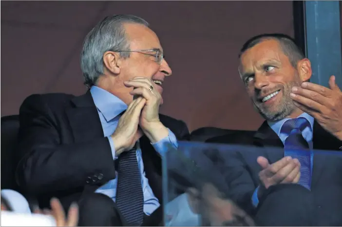  ??  ?? El presidente del Real Madrid, Florentino Pérez, al lado del presidente de la UEFA, Aleksander Ceferin.