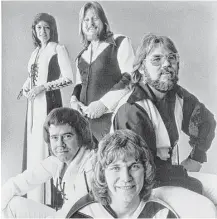  ?? Houston Chronicle file ?? Folk-rock group Kenny Rogers and the First Edition featured, clockwise from top left, Thelma Camacho, Mickey Jones, Kenny Rogers, Terry Williams and Mike Settle.