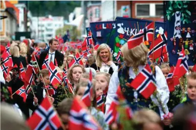  ?? ARKIVFOTO ?? Akkurat nå ser det ut til at det er 55 prosent sjanse for oppholdsvæ­r under borgertoge­t 17. mai, men det kan fort endre seg.