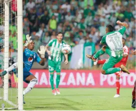  ?? FOTO ?? Vladimir Hernández apareció como fantasma para abrir la senda victoriosa de Nacional ante América (2-0).