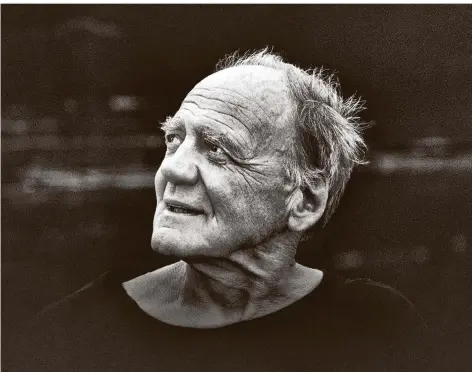  ??  ?? Bruno Ganz auf einem späten Foto seiner Ehefrau, der Fotografin Ruth Walz.