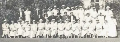  ?? Photo / Horowhenua Historical Society Inc and Kete Horowhenua ?? Mrs Lett and Levin’s Ladies Bowling Club. Date unknown.