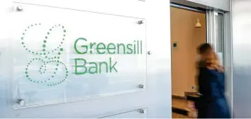  ?? Foto: Sina Schuldt, dpa ?? Die BaFin hat die Bremer Greensill Bank vom Markt genommen. Tausende Kleinanleg­er sind betroffen.